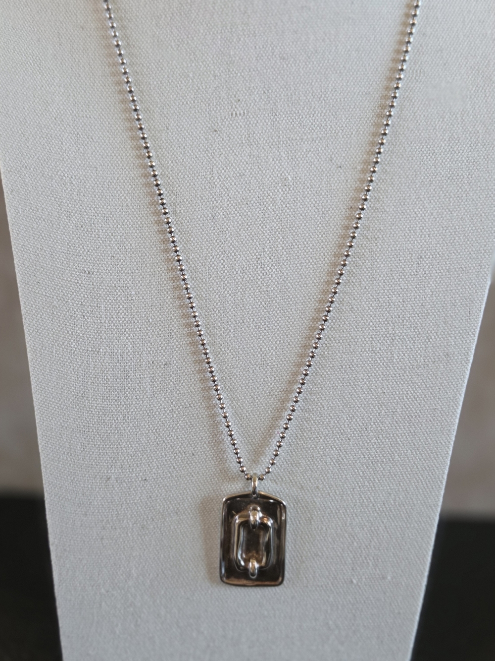 UNO de 50 Silver Rectangular Pendant Necklace